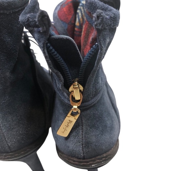 Elizabeth and James Blue Suede Lace Up Boots with Stiletto Heel and Navajo Print - Picture 6 of 10